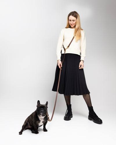 Aura Hands-Free Leather Leash in Coffee Brown